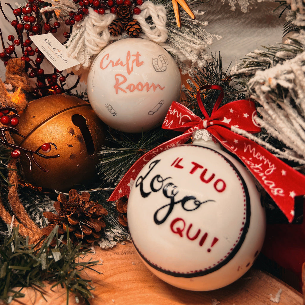 Vuoi personalizzare il tuo Albero Aziendale o regalarlo a uno o più clienti? Affidati alle nostre artigiane campane