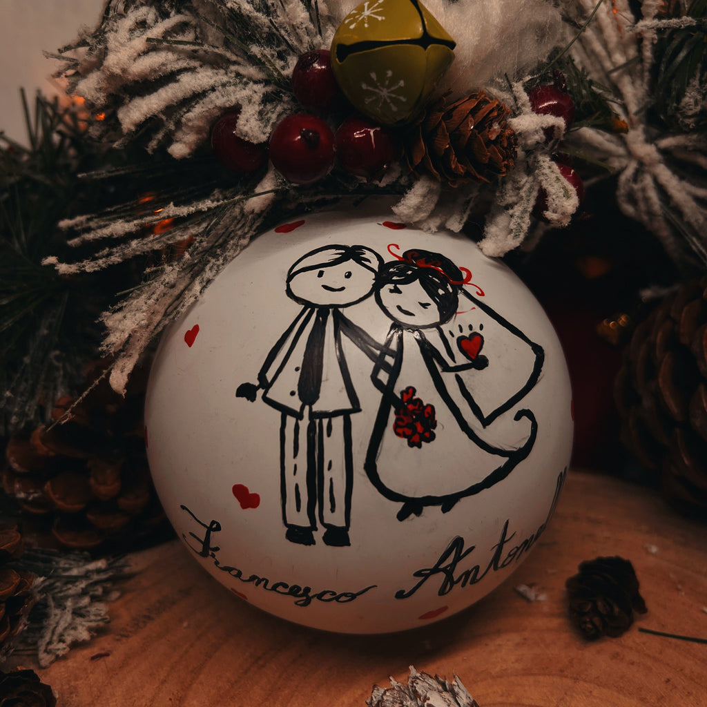 Sfera di Natale in Vetro Personalizzata Sposi Dipinta a Mano