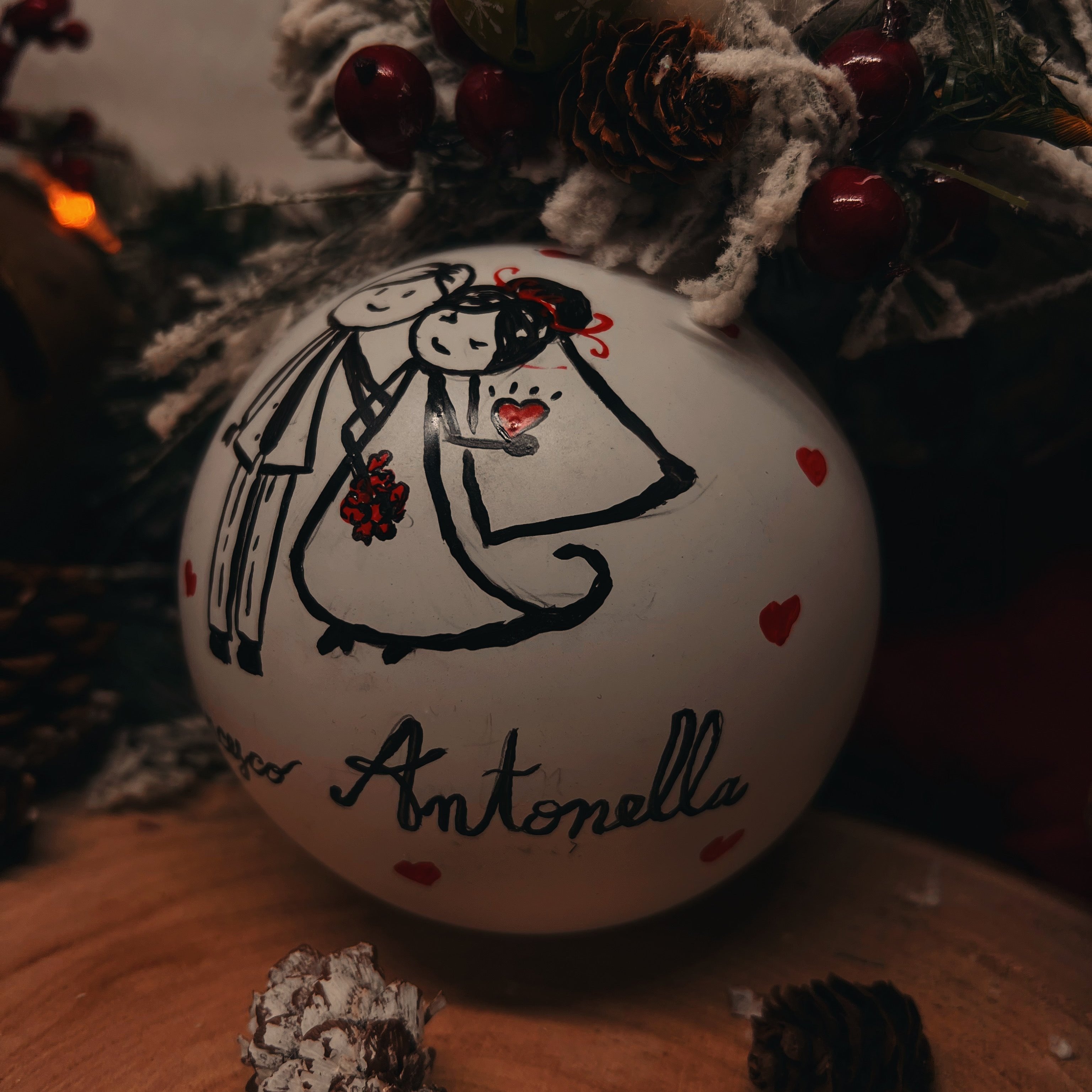 Sfera di Natale in Vetro Personalizzata Sposi Dipinta a Mano