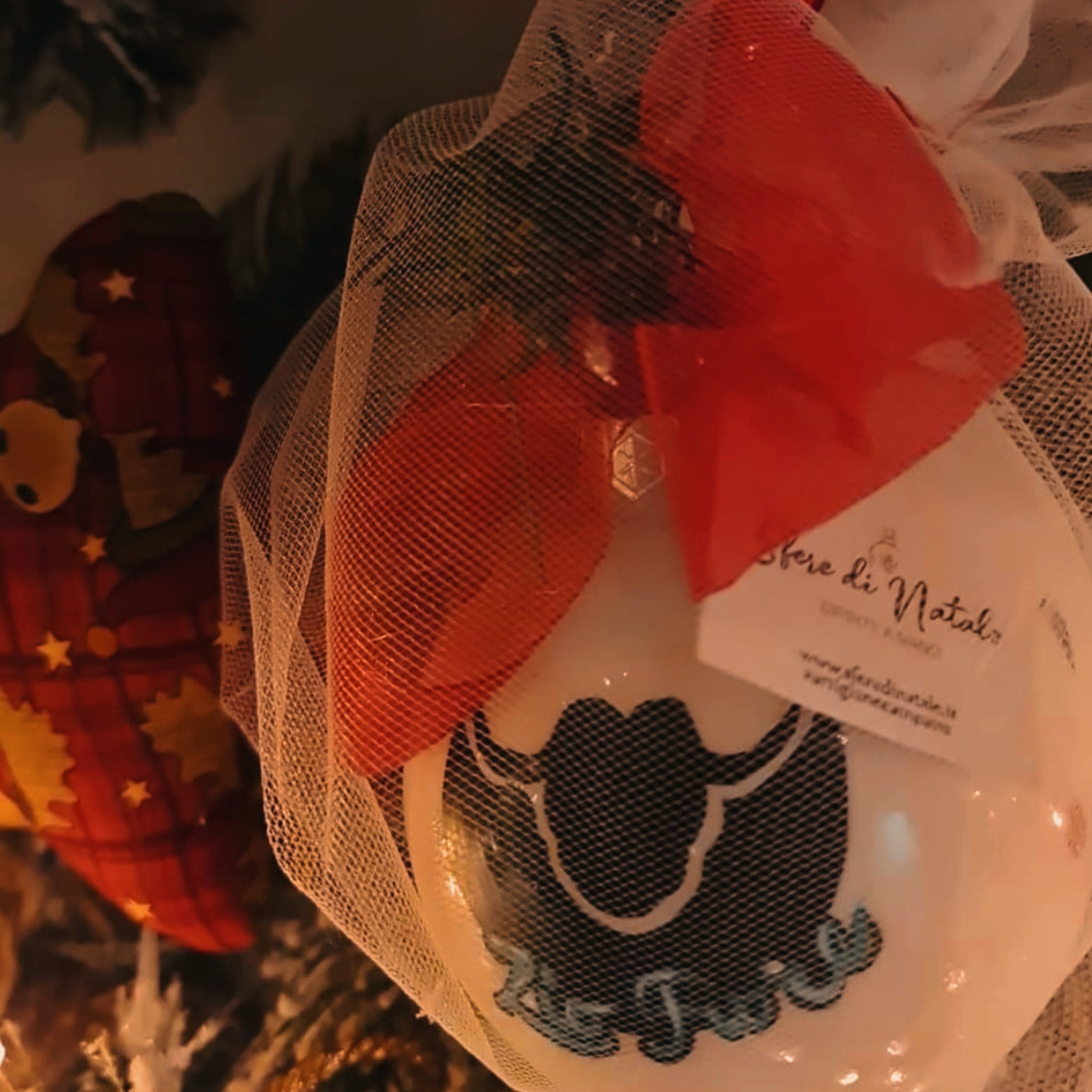 Vuoi personalizzare il tuo Albero Aziendale o regalarlo a uno o più clienti? Affidati alle nostre artigiane campane